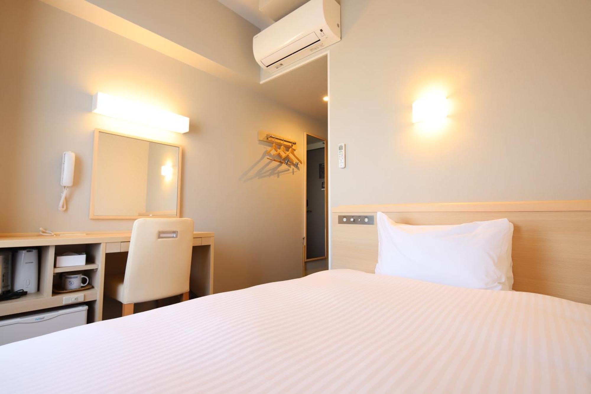 Ab Hotel Gamagōri Esterno foto
